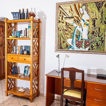 Bottle Palm Villa Victoria Ngoại thất bức ảnh