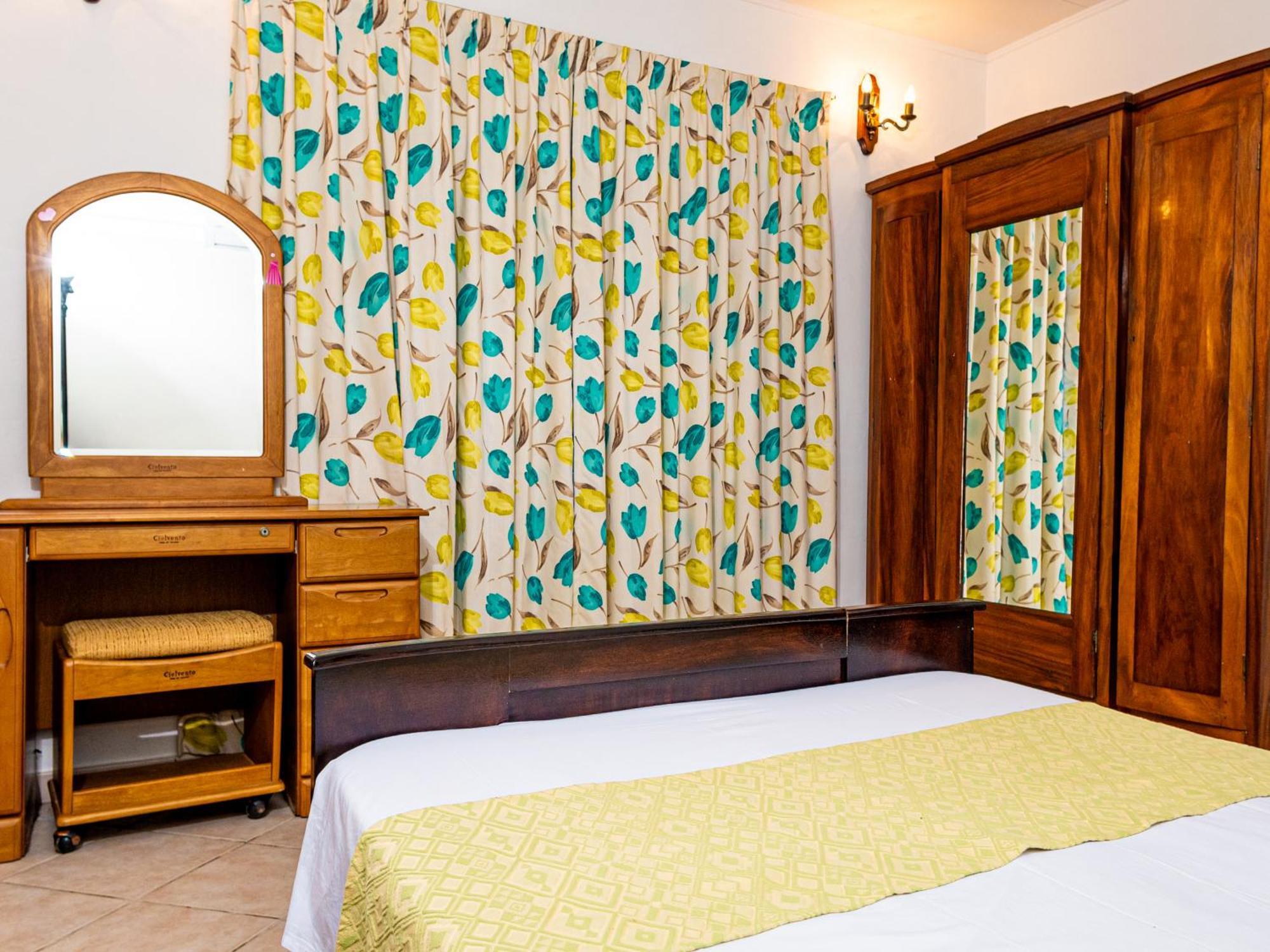 Bottle Palm Villa Victoria Ngoại thất bức ảnh
