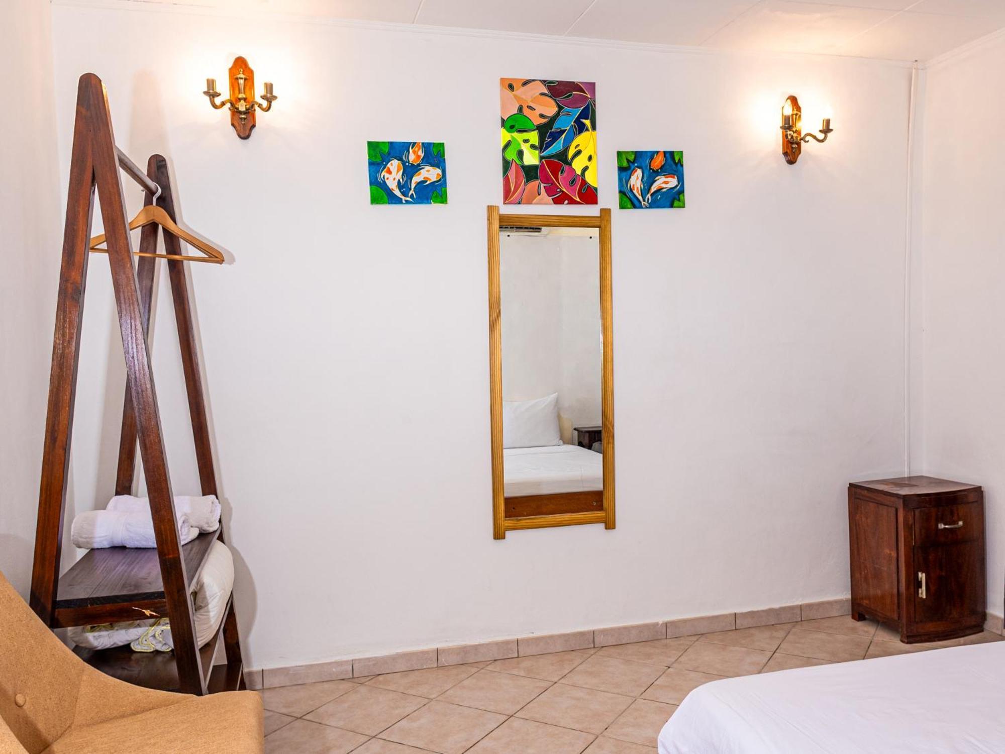 Bottle Palm Villa Victoria Ngoại thất bức ảnh