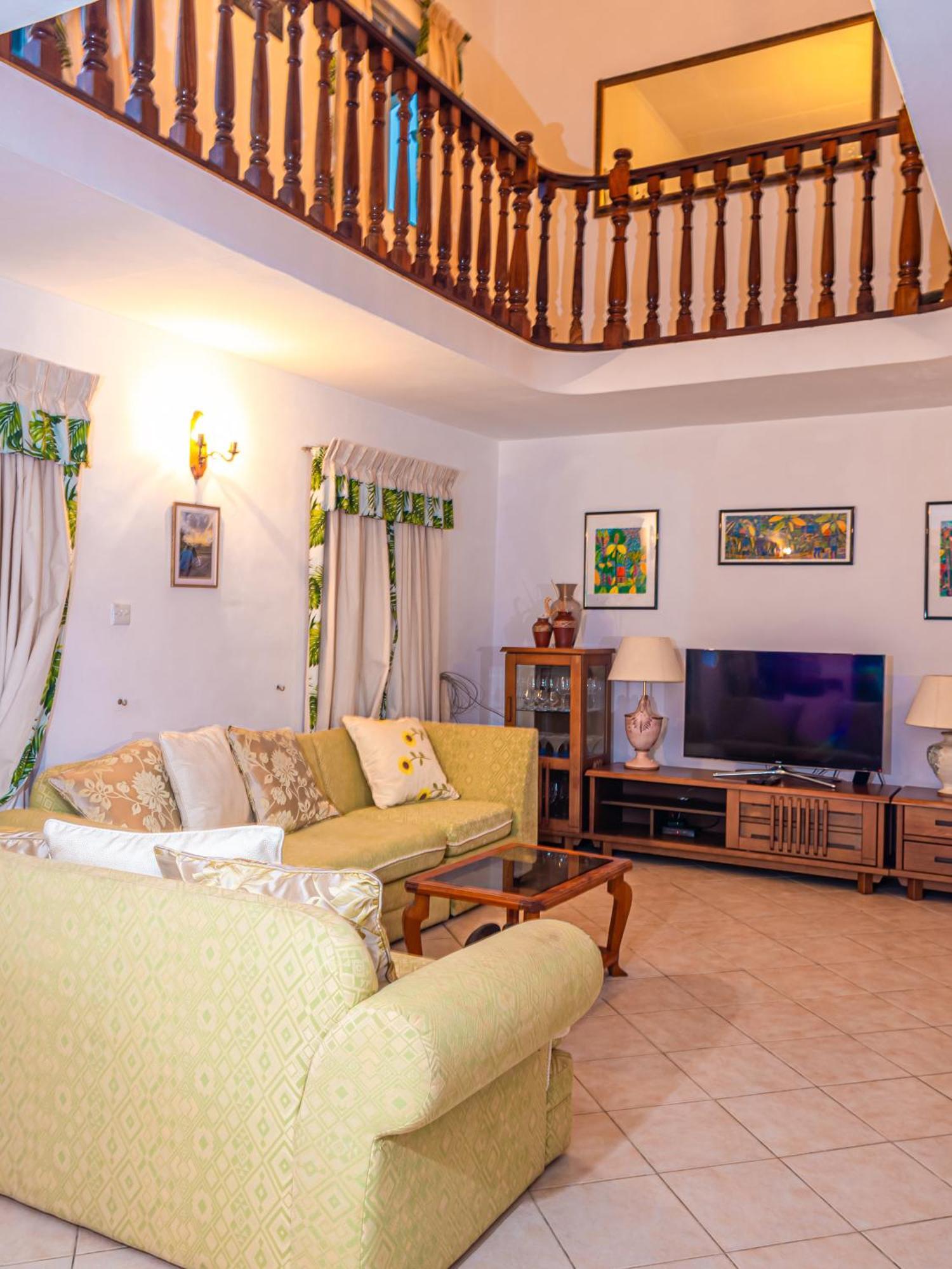 Bottle Palm Villa Victoria Ngoại thất bức ảnh