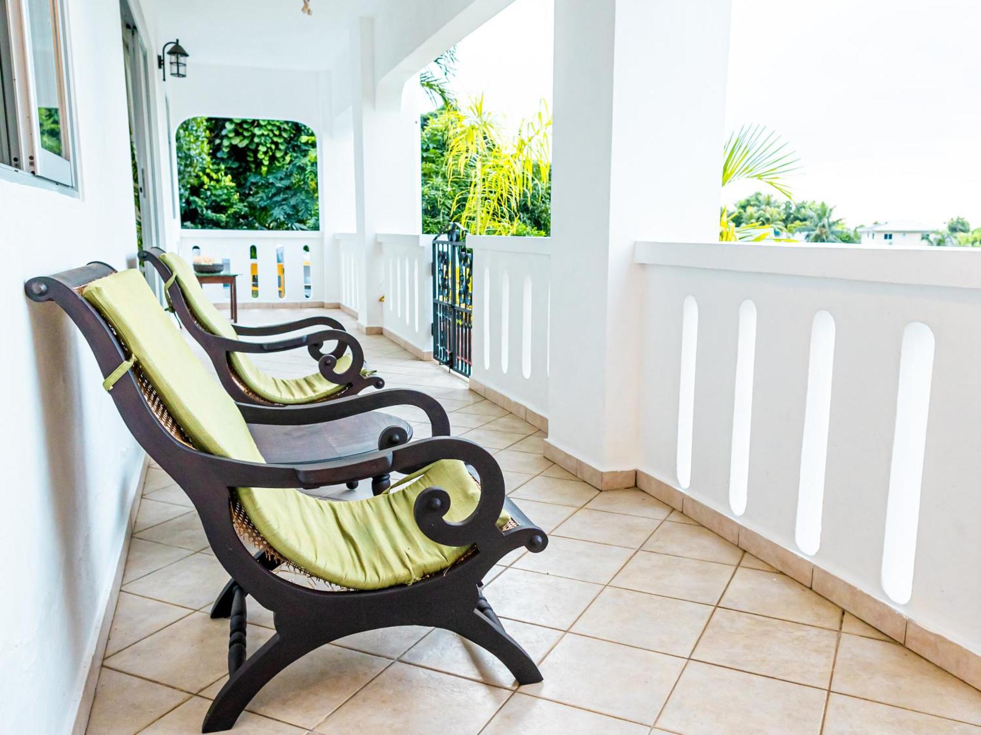 Bottle Palm Villa Victoria Ngoại thất bức ảnh